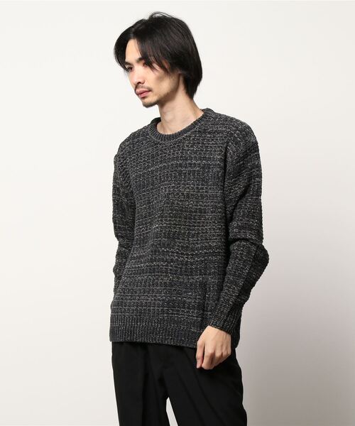 STYLEBLOCK(スタイルブロック)の「ポリモール変形カノコ編みクルーネックニットセーター(ニット/セーター・メンズ・ブラック/ネイビー/ブラウン/グレー系その他/タン/チャコール/ブルー系その他・L/M)」の4枚目の写真