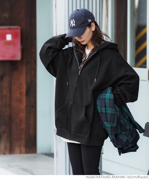 coca（coca）（コカ）の「たっぷりシルエット裏起毛ジップアップパーカー（パーカー・レディース・ブラック/グレー・M/L）」の11枚目の写真