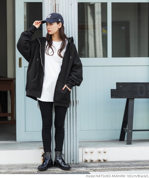 coca（coca）（コカ）の「たっぷりシルエット裏起毛ジップアップパーカー（パーカー・レディース・ブラック/グレー・M/L）」の9枚目の写真