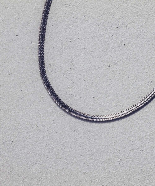 and cloud(アンドクラウド)の「Snake Chain Necklace S(ネックレス・レディース・ブラック/シルバー/イエローゴールド・FREE)」の5枚目の写真