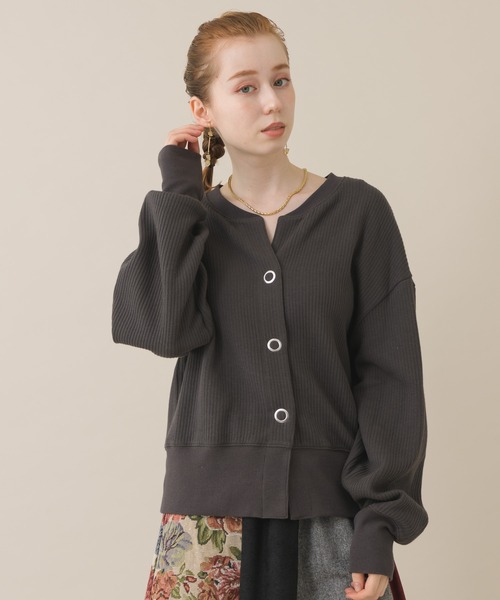 CLOCHE(クロシェ)の「cloche ラゲットリブカーディガン(カーディガン/ボレロ・レディース・チャコールグレー/アイボリー/ブルー・FREE)」の19枚目の写真