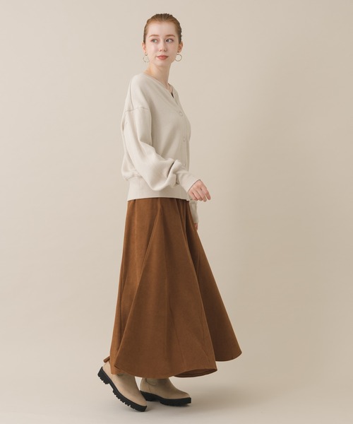 CLOCHE(クロシェ)の「cloche ラゲットリブカーディガン(カーディガン/ボレロ・レディース・チャコールグレー/アイボリー/ブルー・FREE)」の5枚目の写真