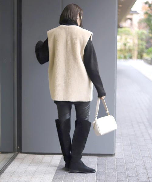 SLOBE IENA（スローブイエナ）の「【VSLE/ヴィスル】 SHEARING POCKET ベスト◆（その他アウター・レディース・アイボリー・FREE）」の20枚目の写真