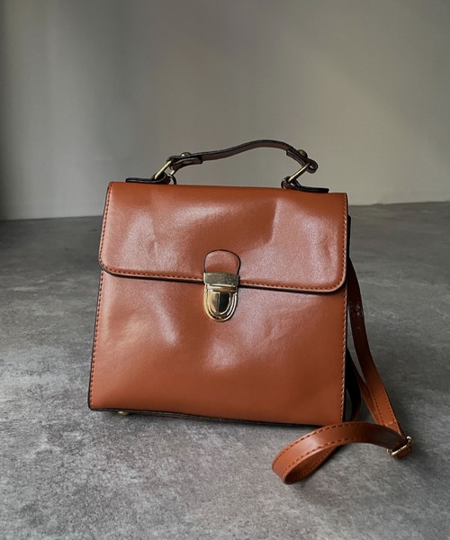 Riberry（リベリー）の「フラップバッグ（ハンドバッグ・レディース・ブラック/ブラウン/キャメル・FREE）」の5枚目の写真