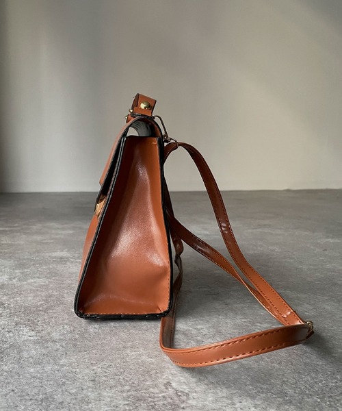 Riberry（リベリー）の「フラップバッグ（ハンドバッグ・レディース・ブラック/ブラウン/キャメル・FREE）」の15枚目の写真