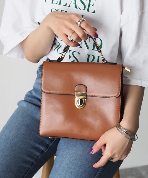 Riberry（リベリー）の「フラップバッグ（ハンドバッグ・レディース・ブラック/ブラウン/キャメル・FREE）」の18枚目の写真