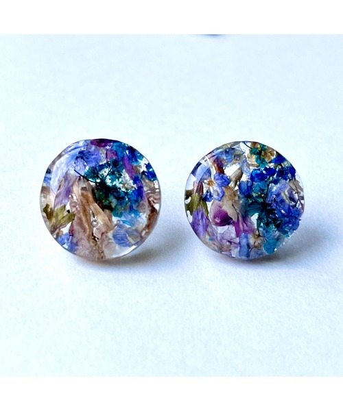 tone（トーン）の「【Willija】金属アレルギー対応《花景》フラワーピアス大(MA)（ピアス（両耳用）・レディース・ホワイト/パープル/ブルー/パープル系その他2/ライム/ローズ/アクア/ロイヤルブルー/バイオレット/レッド/ブラック/グリーン/オレンジ/ゴールド/シルバー・FREE）」の5枚目の写真