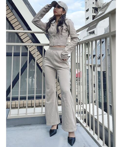 GYDA（ジェイダ）の「コルセットリブデザインZIP UP パーカー（パーカー・レディース・オフホワイト/ブラック/ベージュ・FREE）」の17枚目の写真