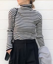 Q | ボーダータートルニット(ニット/セーター)