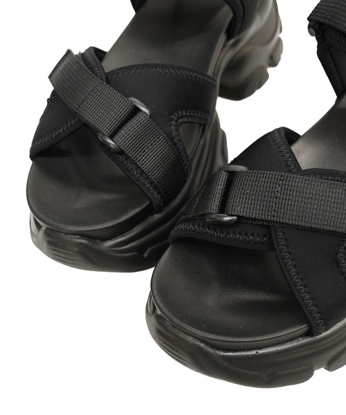 NOFALL（ノーフォール）の「厚底スニーカーソールクロスベルトサンダル（サンダル・レディース・ホワイト/ベージュ/ブラック・M/3L/LL/L/S）」の16枚目の写真