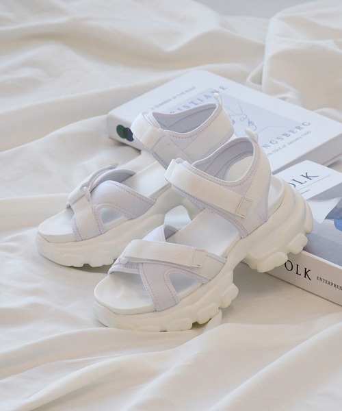 NOFALL（ノーフォール）の「厚底スニーカーソールクロスベルトサンダル（サンダル・レディース・ホワイト/ベージュ/ブラック・M/3L/LL/L/S）」の6枚目の写真