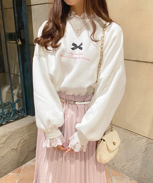 apres jour(アプレジュール)の「レースレイヤードスウェット【ZOZOTOWN限定アイテム】(スウェット・レディース・ブラック/杢グレー/オフホワイト・X-LARGE/フリー)」の9枚目の写真