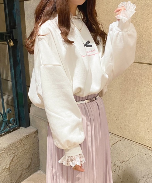 apres jour(アプレジュール)の「レースレイヤードスウェット【ZOZOTOWN限定アイテム】(スウェット・レディース・ブラック/杢グレー/オフホワイト・X-LARGE/フリー)」の10枚目の写真