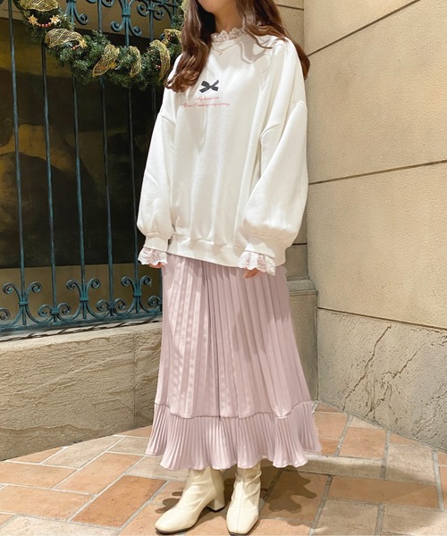 apres jour(アプレジュール)の「レースレイヤードスウェット【ZOZOTOWN限定アイテム】(スウェット・レディース・ブラック/杢グレー/オフホワイト・X-LARGE/フリー)」の12枚目の写真