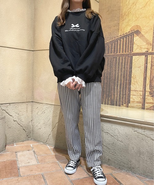 apres jour(アプレジュール)の「レースレイヤードスウェット【ZOZOTOWN限定アイテム】(スウェット・レディース・ブラック/杢グレー/オフホワイト・X-LARGE/フリー)」の20枚目の写真