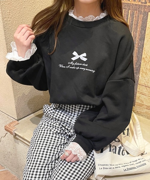 apres jour(アプレジュール)の「レースレイヤードスウェット【ZOZOTOWN限定アイテム】(スウェット・レディース・ブラック/杢グレー/オフホワイト・X-LARGE/フリー)」の4枚目の写真