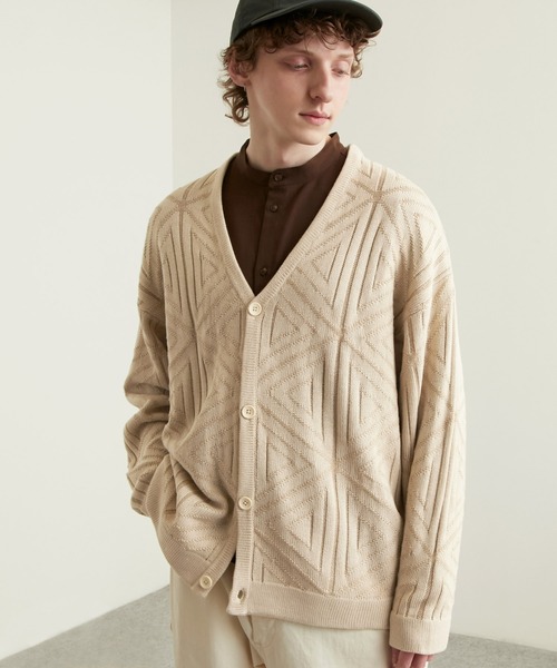 EMMA CLOTHES(エマクローズ)の「ジオメトリックジャガード編みドロップショルダールーズニットカーディガン EMMA CLOTHES(カーディガン/ボレロ・メンズ・グリーン/ブラック/アイボリー・M/L)」の14枚目の写真