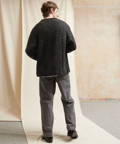 EMMA CLOTHES(エマクローズ)の「ジオメトリックジャガード編みドロップショルダールーズニットカーディガン EMMA CLOTHES(カーディガン/ボレロ・メンズ・グリーン/ブラック/アイボリー・M/L)」の13枚目の写真