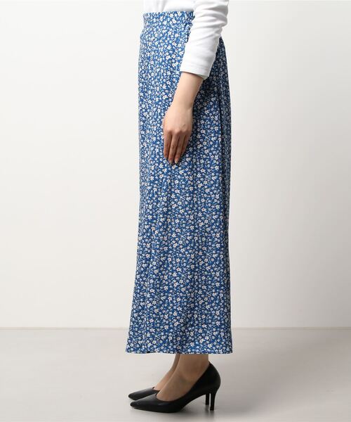 reca(レカ)の「ジョーゼット花柄プリントマキシフレアスカート(スカート・レディース・ブルー/グリーン・M)」の3枚目の写真