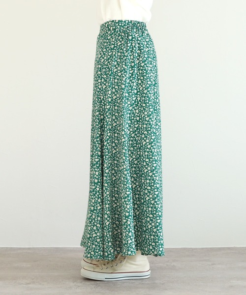 reca（レカ）の「ジョーゼット花柄プリントマキシフレアスカート