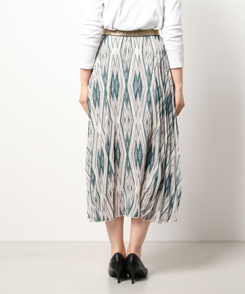 Q(キュー)の「パターン柄 プリーツスカート(スカート・レディース・オレンジ系その他/グリーン系その他・MEDIUM)」の12枚目の写真