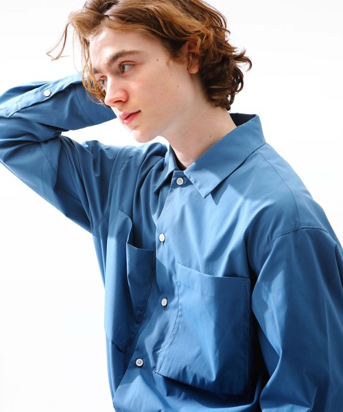 niko and...（ニコアンド）の「マイクロピーチスキンシャツ（シャツ/ブラウス・メンズ・ピンク/ブルー/スモーク/イエロー・SMALL/MEDIUM/LARGE）」の2枚目の写真