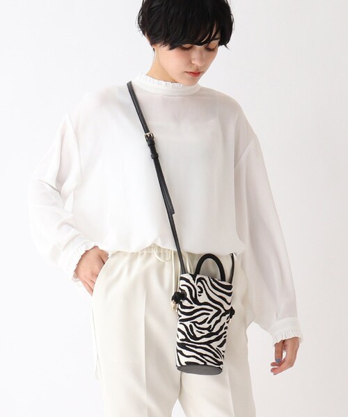 OPAQUE.CLIP（オペークドットクリップ）の「◆キャンバスコンビミニマルショルダー（ショルダーバッグ・レディース・ブラック/ホワイト系3・00）」の6枚目の写真