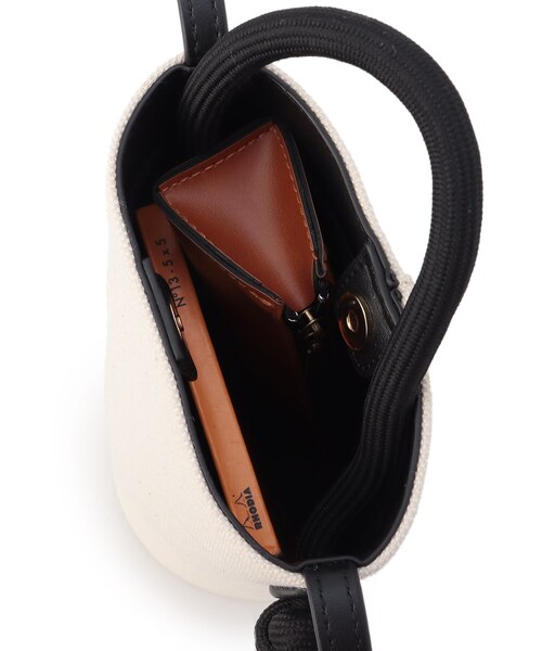 OPAQUE.CLIP（オペークドットクリップ）の「◆キャンバスコンビミニマルショルダー（ショルダーバッグ・レディース・ブラック/ホワイト系3・00）」の11枚目の写真
