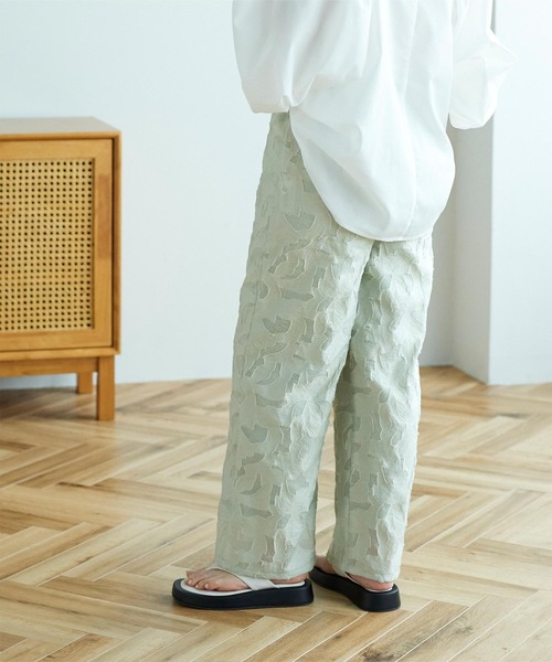 titivate(ティティベイト)の「シアージャガードパンツ(その他パンツ・レディース・ブラック/オフホワイト/ライトグリーン・S/M/L)」の8枚目の写真