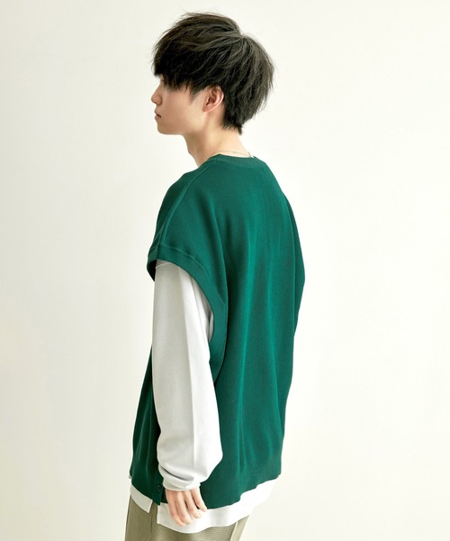 JUNRED(ジュンレッド)の「こめ×JUNRed 2Bライトルーズニットスリットベスト(ベスト・メンズ・チャコールグレー/ダークグリーン/ベージュ系その他・M/L)」の9枚目の写真