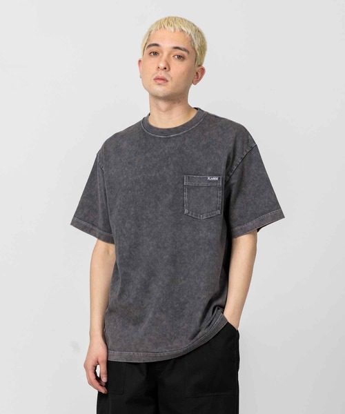 大人気 XLARGE ALLOVER PRINTED S/S POCKET TEE ディテール◎ XLARGE（エクストララージ）の「ALLOVER PRINTED S/S POCKET TEE