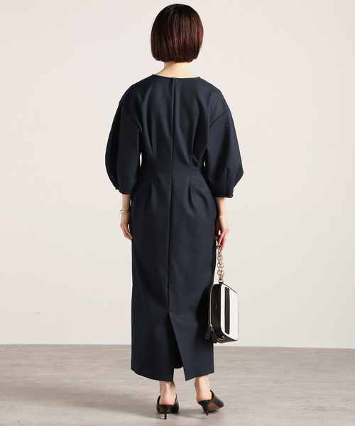 VERMEIL par iena(ヴェルメイユパーイエナ)の「《追加3》P/Ryツイルウエストシェイプ パフスリーブワンピース(ワンピース・レディース・ブラック/ネイビー・36/38/40)」の22枚目の写真