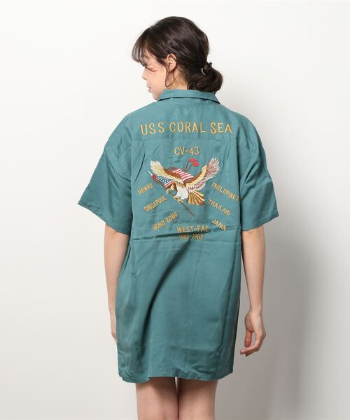 AVIREX（アヴィレックス）の「【WEB&DEPOT限定】SOUVENIR SHIRT ONE PIECE/スーベニア 刺繍シャツワンピース（ワンピース・レディース・サンドベージュ/ブラック/ミント・FREE）」の6枚目の写真