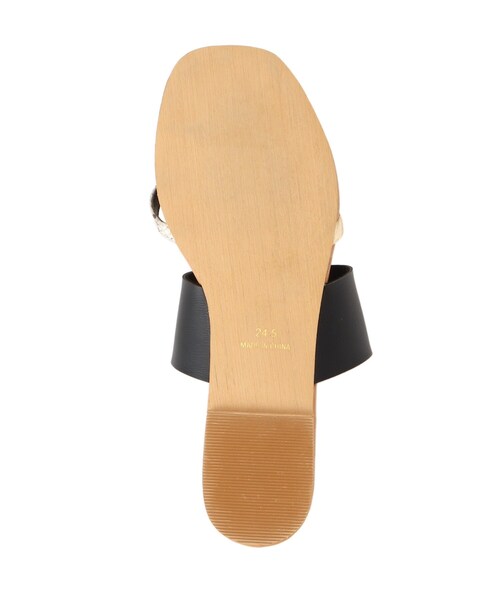 DRESKIP（ドレスキップ）の「◆「サッと履ける」メタルラインサンダル（サンダル・レディース・ブラック系4/ブラウン系5/アイボリー系4・35/45/25）」の9枚目の写真