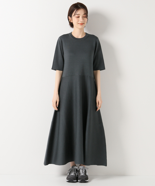 IENA（イエナ）の「ラミーストレッチフレアワンピース（ワンピース・レディース・グリーン/ブラック系その他・FREE）」の19枚目の写真