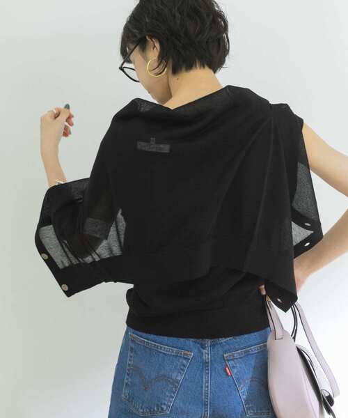 URBAN RESEARCH(アーバンリサーチ)の「LEVITAVネックカーディガン(カーディガン/ボレロ・レディース・ブラック/ブラウン/グレー・36/38)」の7枚目の写真