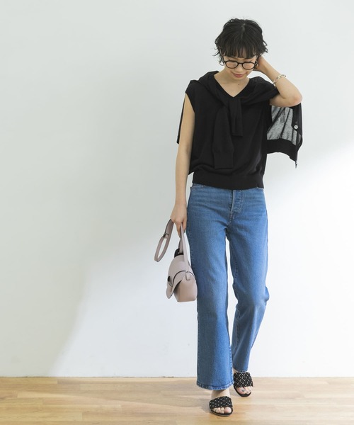 URBAN RESEARCH(アーバンリサーチ)の「LEVITAVネックカーディガン(カーディガン/ボレロ・レディース・ブラック/ブラウン/グレー・36/38)」の9枚目の写真