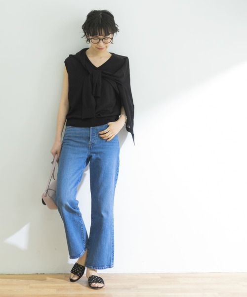 URBAN RESEARCH(アーバンリサーチ)の「LEVITAVネックカーディガン(カーディガン/ボレロ・レディース・ブラック/ブラウン/グレー・36/38)」の10枚目の写真