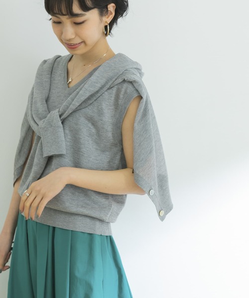 URBAN RESEARCH(アーバンリサーチ)の「LEVITAVネックカーディガン(カーディガン/ボレロ・レディース・ブラック/ブラウン/グレー・36/38)」の16枚目の写真