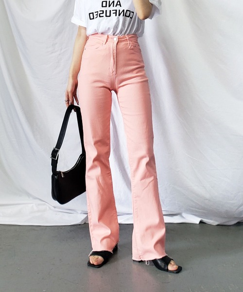 me+em select（ミームセレクト）の「※【 選べる4サイズ／5色展開 】カットオフハイウエストセミフレアカラーデニム（デニムパンツ・レディース・ピンク/ブルー/スモークピンク/イエロー/グリーン・SMALL/LARGE/X-LARGE/MEDIUM）」の22枚目の写真