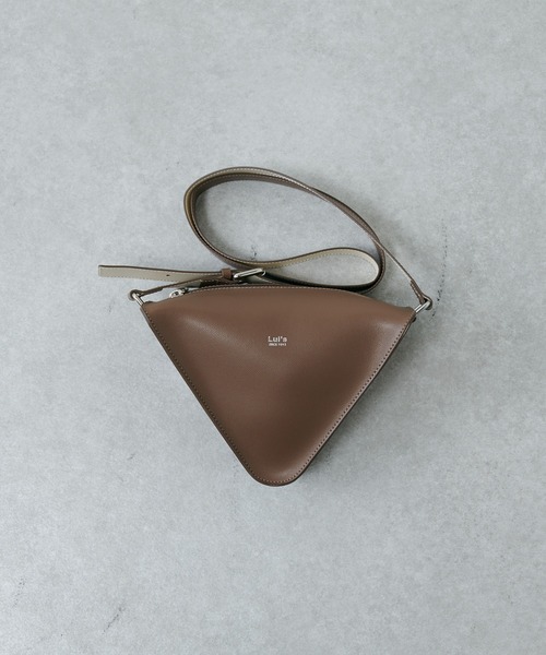 Lui's（ルイス）の「トライアングルバッグ（ショルダーバッグ・メンズ・ブラック/グレー/キャメル・FREE）」の5枚目の写真