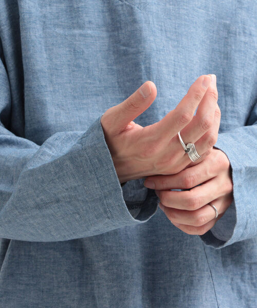 GLOSTER(グロスター)の「【GLOSTER/グロスター】綿麻シャンブレー スキッパーシャツ(シャツ/ブラウス・メンズ・ブラック/サックスブルー/キナリ・MEDIUM/LARGE)」の11枚目の写真