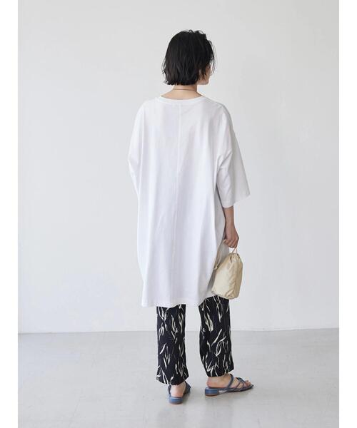 AMERICAN HOLIC(アメリカンホリック)の「コクーンカットチュニック(Tシャツ/カットソー・レディース・ホワイト系その他4/ブラウン/オフホワイト/ライトベージュ/ブラック系その他4/ブラック・L/M)」の21枚目の写真