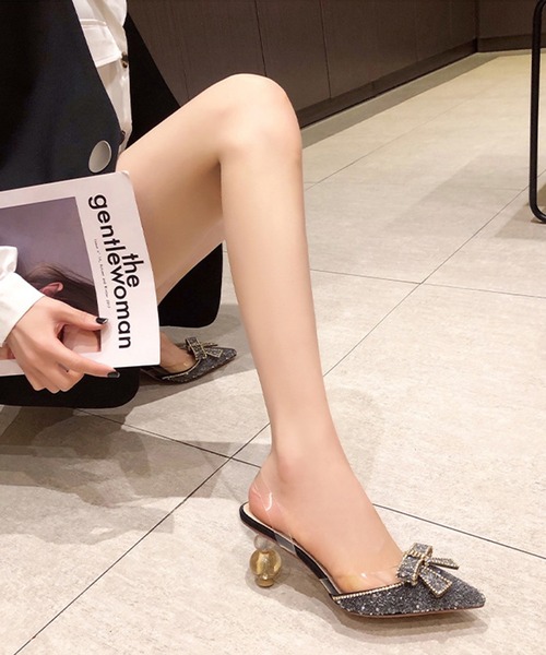 Jasmine Grandiflorum(ジャスミングランディフローラム)の「【Jasmine】ビジューいっぱいリボンのパンプス(パンプス・レディース・ブラック/ピンク/ゴールド・23.5cm/24.5cm/23.0cm/24.0cm/25.0cm)」の8枚目の写真