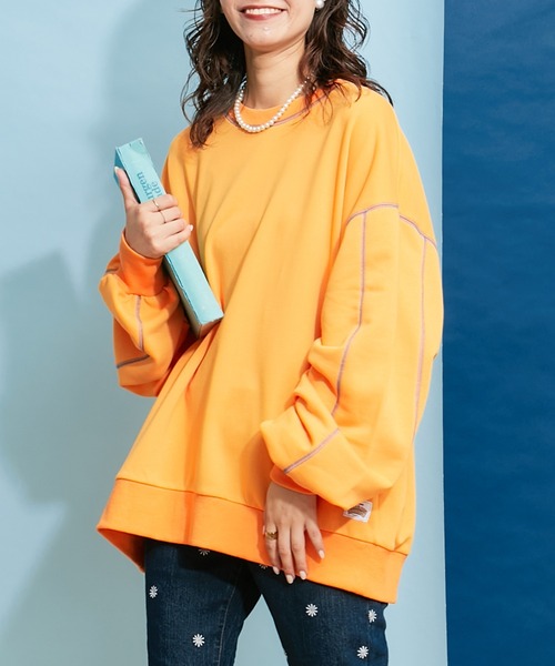 HELLO.SANFRANCISCO（ハローサンフランシスコ）の「【お気に入り登録者数4万人突破】【HELLO.SANFRANCISCO/ハローサンフランシスコ】配色ステッチオーバースウェット（スウェット・レディース・ライトグレー/ピンク/オレンジ/ブルー/グリーン/サーモンピンク/アイボリー/サックスブルー/ミント/ピンク系その他/オフホワイト/グリーン系その他/バイオレット/イエロー/グレー・ONE SIZE）」の20枚目の写真