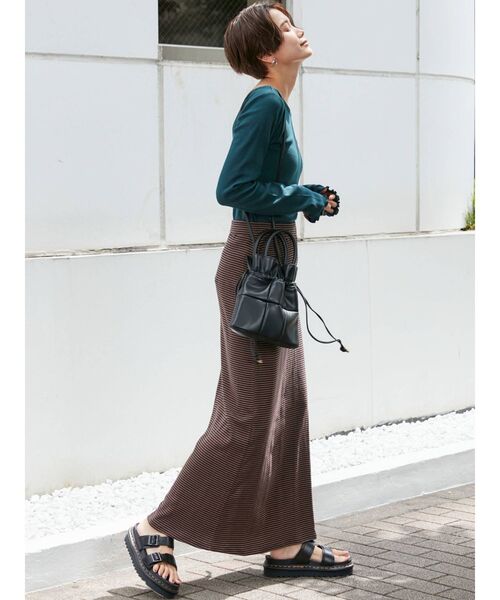 LAGUNAMOON（ラグナムーン）の「カッティングフォルム巾着バッグ（ハンドバッグ・レディース・アイボリー/ブラック・FREE）」の9枚目の写真