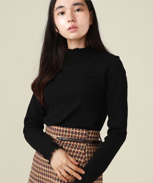 archives(アルシーヴ)の「ハイネックリブTOPS(Tシャツ/カットソー・レディース・ブラック/オフホワイト/ブルーグレー/グレイッシュベージュ・MEDIUM)」の7枚目の写真