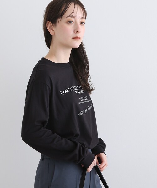 INDIVI(インディヴィ)の「【WORLD for the World】ロゴプリント ロングTシャツ(Tシャツ/カットソー・レディース・ブラック/ホワイト・38/13/05)」の13枚目の写真