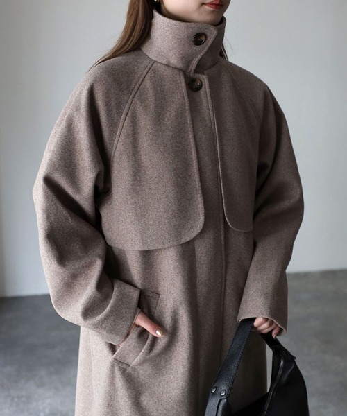 Riberry（リベリー）の「前後ヨークステンカラーコート（ステンカラーコート・レディース・ブラック/ベージュ/グリーン/アイボリー/モカ/グレー系/アイボリー系/ブラウン系1/ブラウン系・MEDIUM/LARGE）」の6枚目の写真