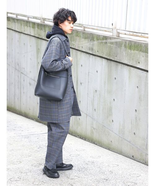 THE SHOP TK (ザ ショップ ティーケー )の「◆シンセティックレザーワイドベルトショルダーバッグ(ショルダーバッグ・メンズ・チャコールグレー/ブラック/ダークブラウン・00)」の5枚目の写真